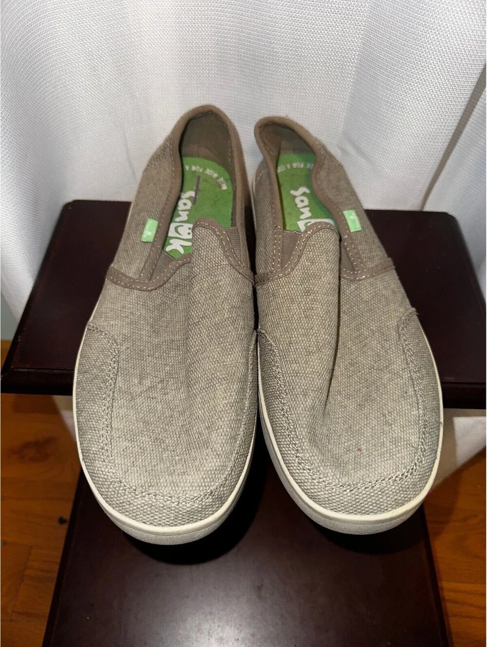 Sanuk Men's Slip-On Canvas Shoes Size 10.5 US, Light Brown,